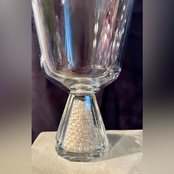 2 Oleg Cassini Glasses, clear glass with pearls. 12oz - Picture 7 of 11